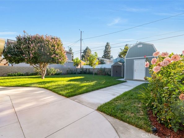 1501 N Catalina Street, Burbank CA 91505