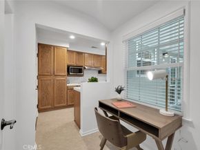 1501 N Catalina Street, Burbank CA 91505