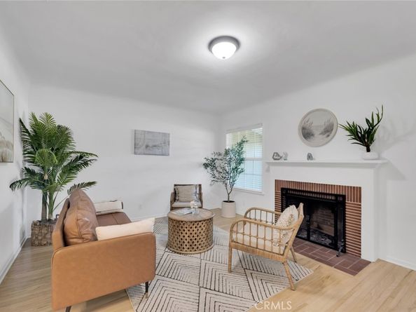 1501 N Catalina Street, Burbank CA 91505