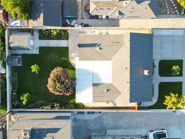 1501 N Catalina Street, Burbank CA 91505
