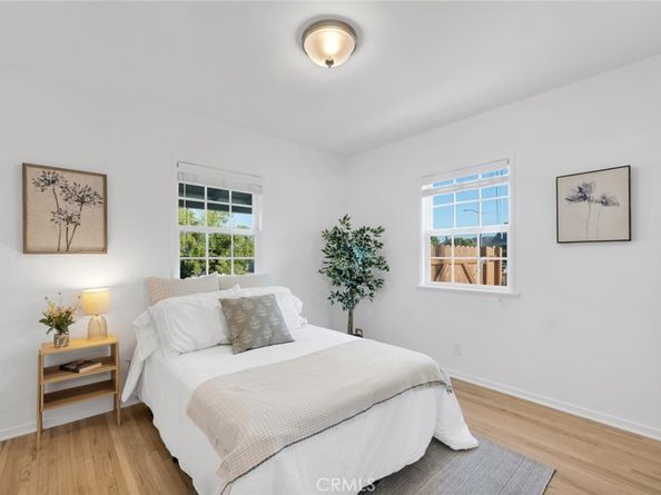 1501 N Catalina Street, Burbank CA 91505