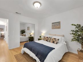 1501 N Catalina Street, Burbank CA 91505