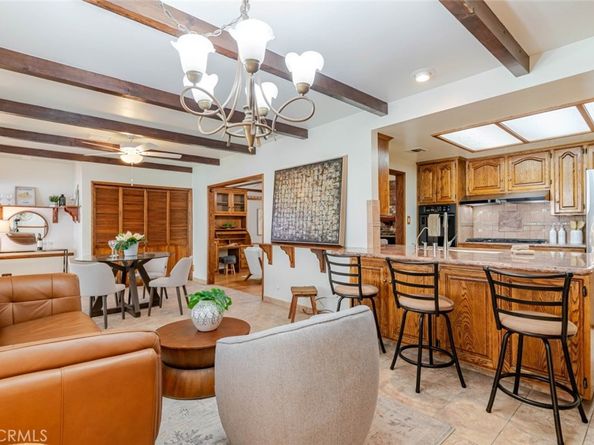 835 N Lincoln Street, Burbank CA 91506