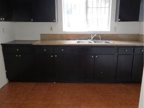 10868 Weigand Avenue, Los Angeles CA 90059