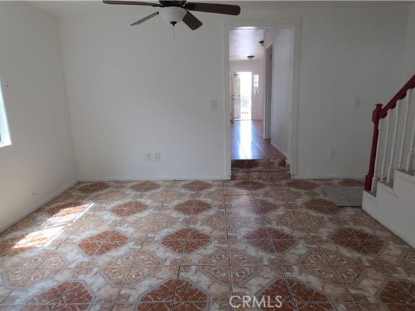 10868 Weigand Avenue, Los Angeles CA 90059
