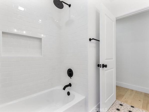 5758 Costello Avenue, Van Nuys CA 91401