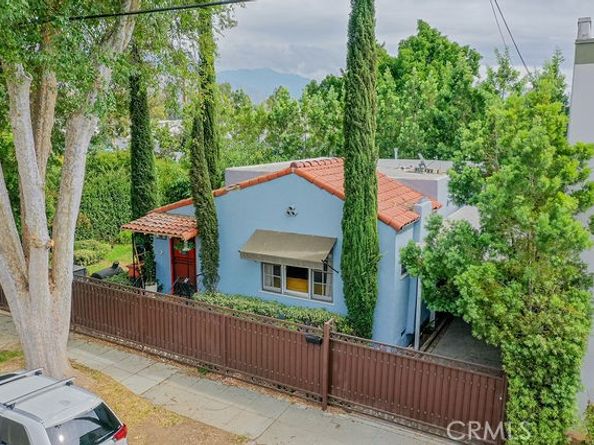 84 100 N Vinedo, Pasadena CA 91107