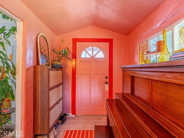 84 100 N Vinedo, Pasadena CA 91107