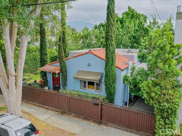 84 100 N Vinedo, Pasadena CA 91107