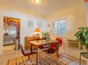 84 100 N Vinedo, Pasadena CA 91107