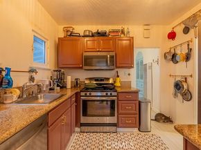 84 100 N Vinedo, Pasadena CA 91107