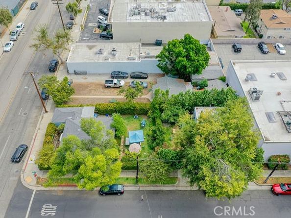 84 100 N Vinedo, Pasadena CA 91107