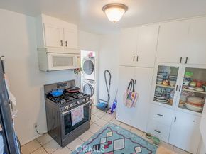 84 100 N Vinedo, Pasadena CA 91107