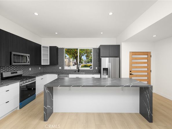 914 N Catalina Street, Burbank CA 91505