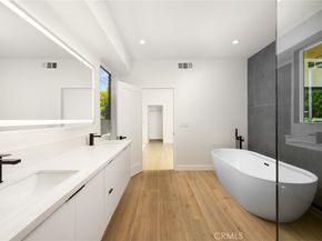 914 N Catalina Street, Burbank CA 91505