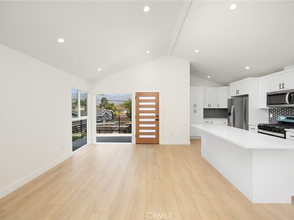 914 N Catalina Street, Burbank CA 91505