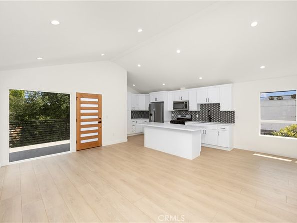 914 N Catalina Street, Burbank CA 91505