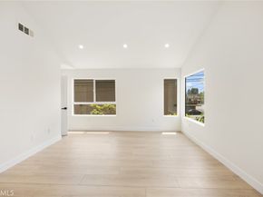 914 N Catalina Street, Burbank CA 91505