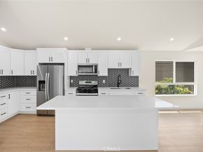 914 N Catalina Street, Burbank CA 91505