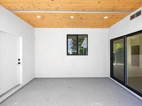 914 N Catalina Street, Burbank CA 91505