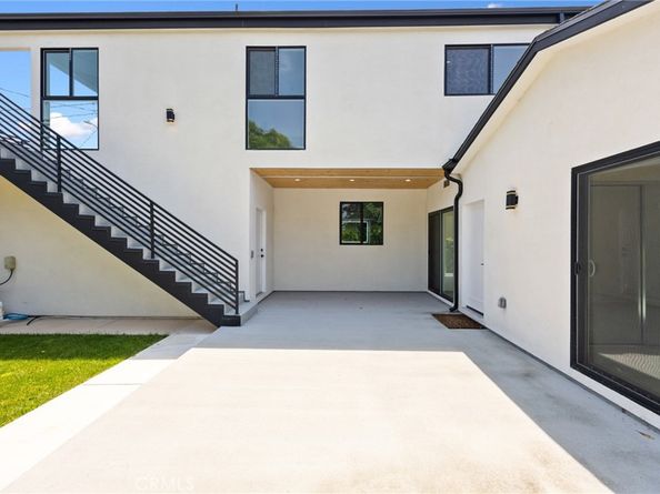 914 N Catalina Street, Burbank CA 91505