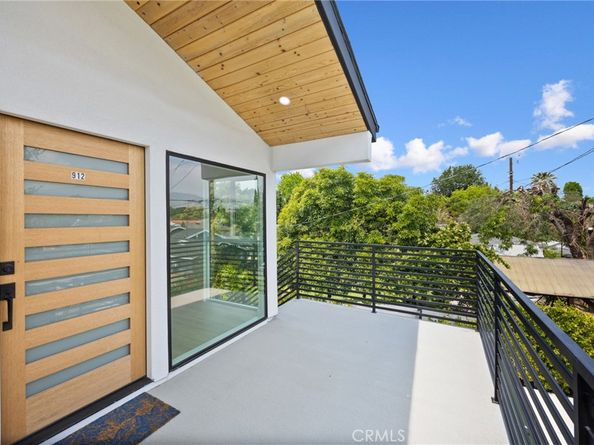 914 N Catalina Street, Burbank CA 91505