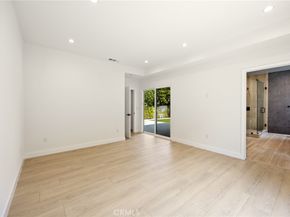 914 N Catalina Street, Burbank CA 91505