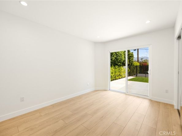 914 N Catalina Street, Burbank CA 91505