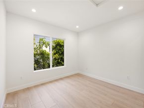 914 N Catalina Street, Burbank CA 91505