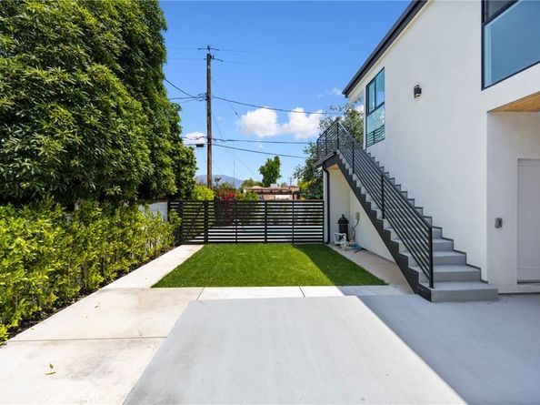 914 N Catalina Street, Burbank CA 91505