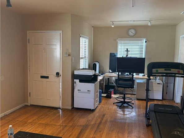 416 Oakdale Drive, Claremont CA 91711