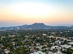 10857 Morrison Street, North Hollywood CA 91601