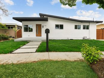 5116 E Wardlow Road