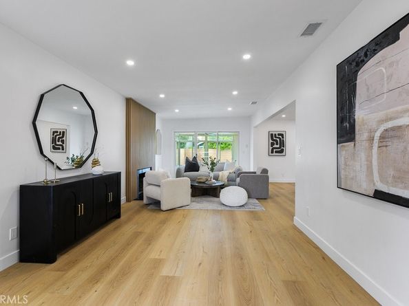 5116 E Wardlow Road, Long Beach CA 90808