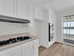 19562 Pompano Lane 108, Huntington Beach CA 92648