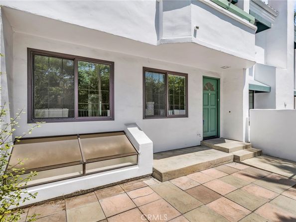 19562 Pompano Lane 108, Huntington Beach CA 92648