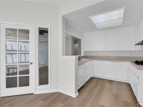 19562 Pompano Lane 108, Huntington Beach CA 92648