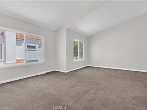 19562 Pompano Lane 108, Huntington Beach CA 92648