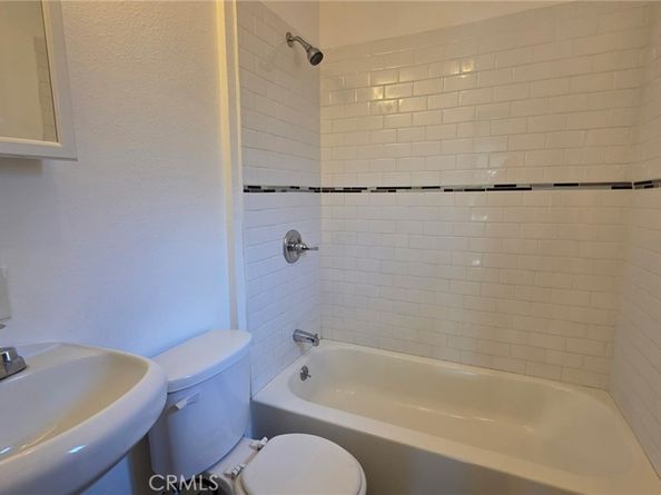 7114 7116 Miramonte Blvd, Los Angeles CA 90001