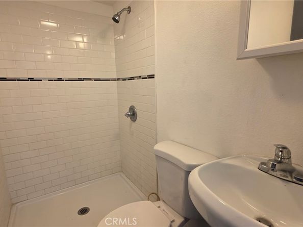 7114 7116 Miramonte Blvd, Los Angeles CA 90001