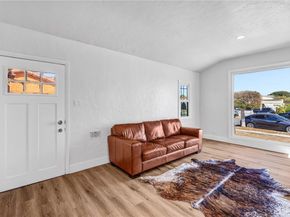 8943 S Hobart, Los Angeles CA 90047