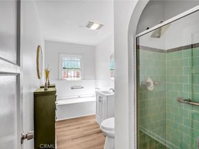 8943 S Hobart, Los Angeles CA 90047