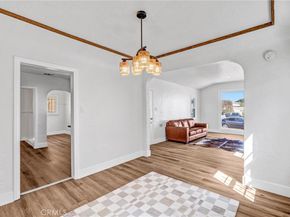 8943 S Hobart, Los Angeles CA 90047