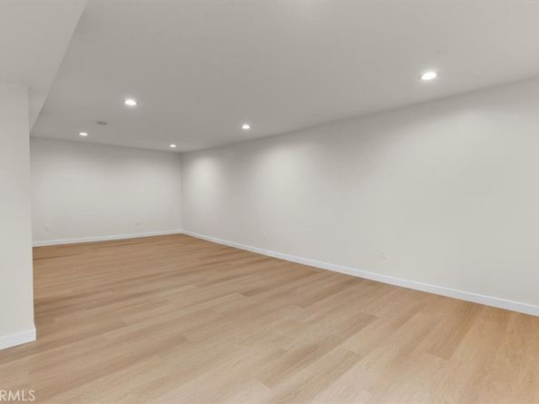 7505 Hampton Avenue 4, West Hollywood CA 90046