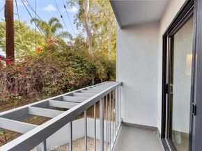 7505 Hampton Avenue 4, West Hollywood CA 90046