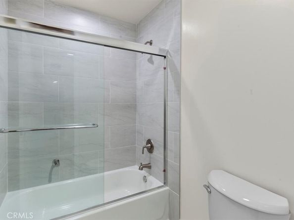 7505 Hampton Avenue 4, West Hollywood CA 90046