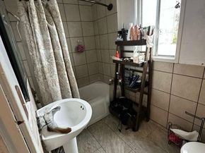 10401 State, South Gate CA 90280