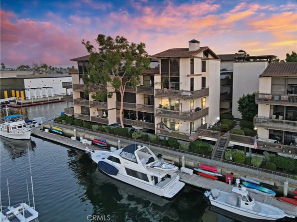 5227 Marina Pacifica N, Long Beach CA 90803