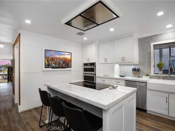 5227 Marina Pacifica N, Long Beach CA 90803