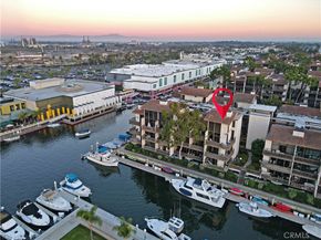 5227 Marina Pacifica N, Long Beach CA 90803
